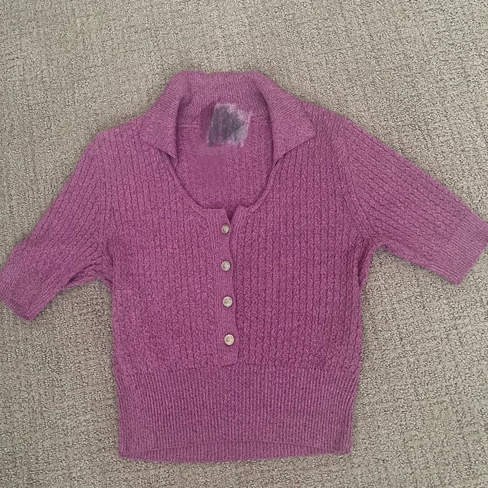 Dark pink knit top fits 4-6